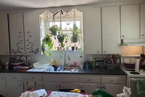 1629 Drouillard Road, ON N8Y 2S4