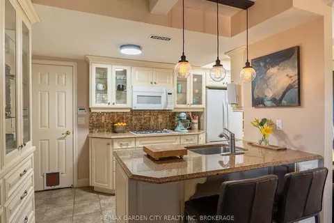 42573 3 Highway, ON L0S 1V0