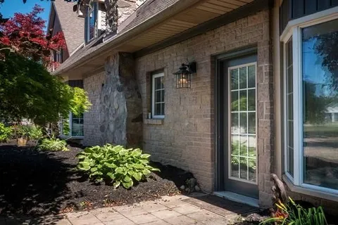 42573 3 Highway, ON L0S 1V0