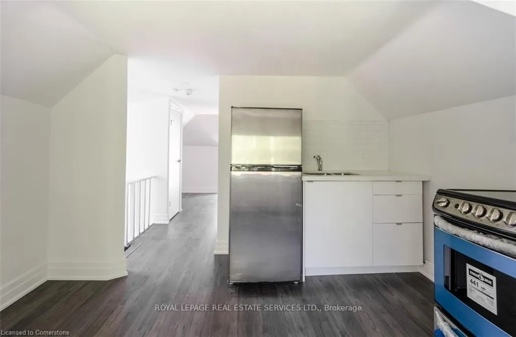 115 Spadina Avenue, ON L8M 2X4