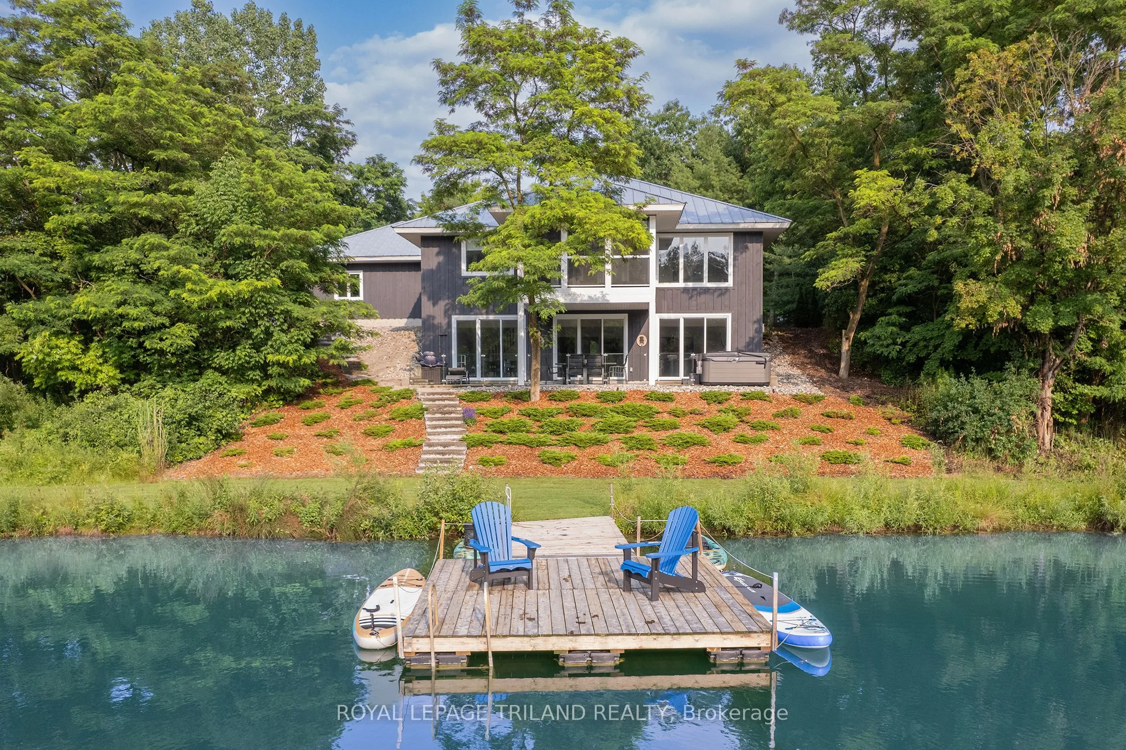 10099 Jennison Crescent, ON N0M 1T0