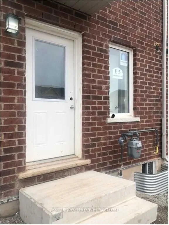 325 Chaffey Street, ON L3B 2W4