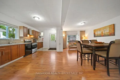 82 Whitney Avenue, ON L8S 2G5