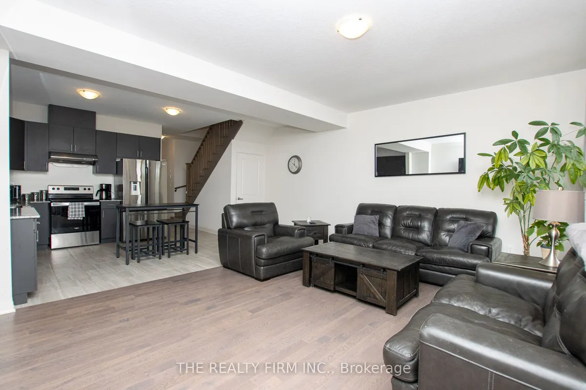 78 Middleton Street, ON N0M 2M0