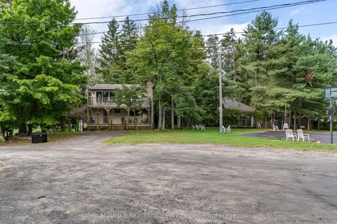 250 Wapaska Crescent, ON P1P 0Y1