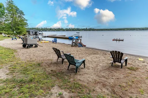 250 Wapaska Crescent, ON P1P 0Y1