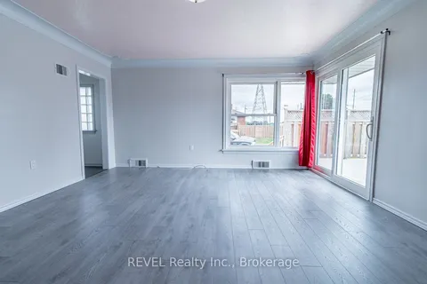 181 Cross Street, ON L3K 1L7