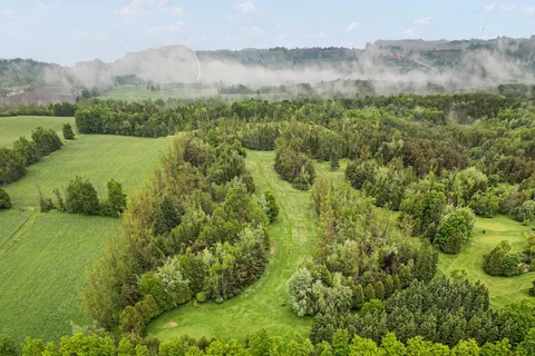 0 4th Line, ON L9V 0J1