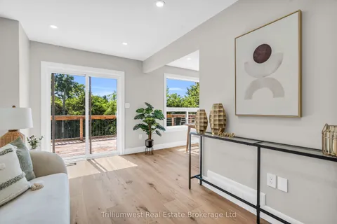 8 Chadwick Avenue, ON N1H 3E4