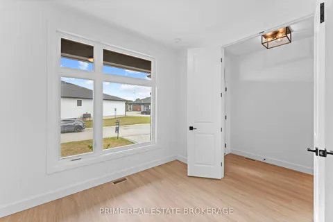 110 Coastal Crescent, ON N0M 1T0