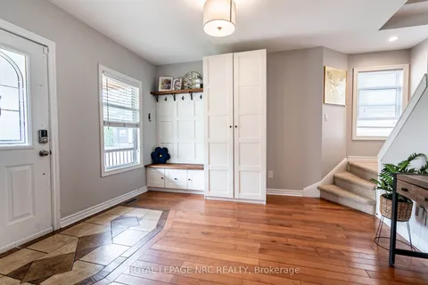 13 Violet Street, ON L2S 2X1