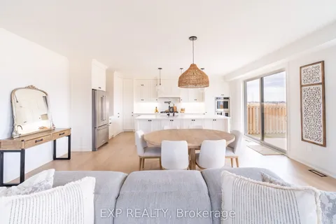 81 Homestead Way, ON L2V 0J8