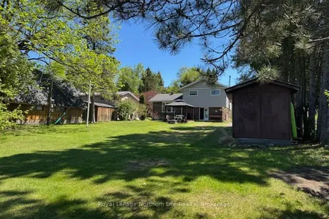 1054 Evansville Drive, ON P2B 2K4