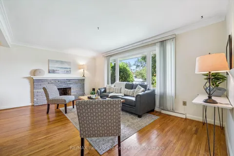 29 Echo Drive, ON N1G 1H1