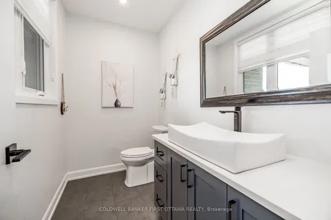 5758 Fernbank Road, ON K2S 1B6