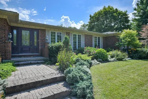 3 Meadowbrook Court, ON N0E 1N0