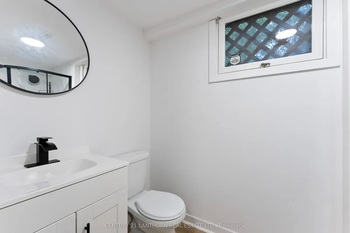 94 Rollins Drive, ON K8N 4J5