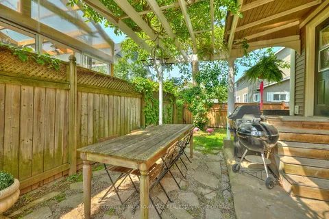 159 Merritt Street, ON L3C 4T7