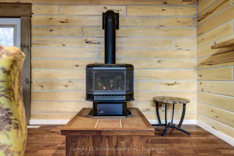 25 Maple Golf Crescent, ON N0H 2R0