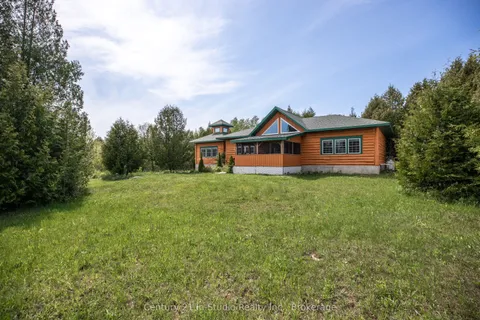 25 Maple Golf Crescent, ON N0H 2R0