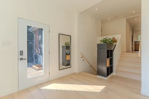 29 Crownhill Street, ON K1J 7K3