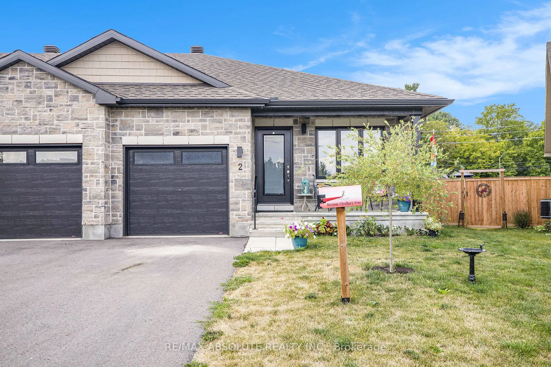 2 Morgan Clouthier Way, ON K7S 0H9