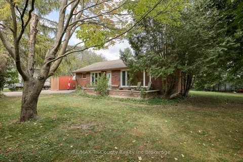 15 Peggy Avenue, ON N0J 1N0