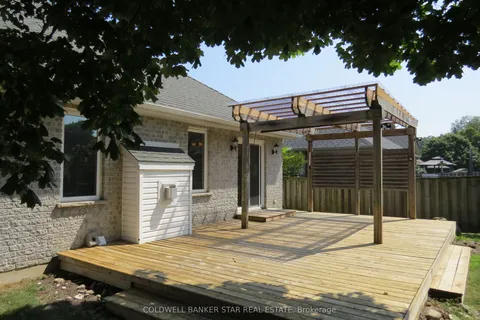 54 Treadwell Street, ON N5H 3J5