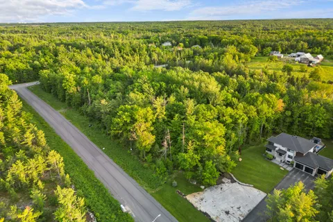 148 Derbeyshire Street, ON K2W 0E7