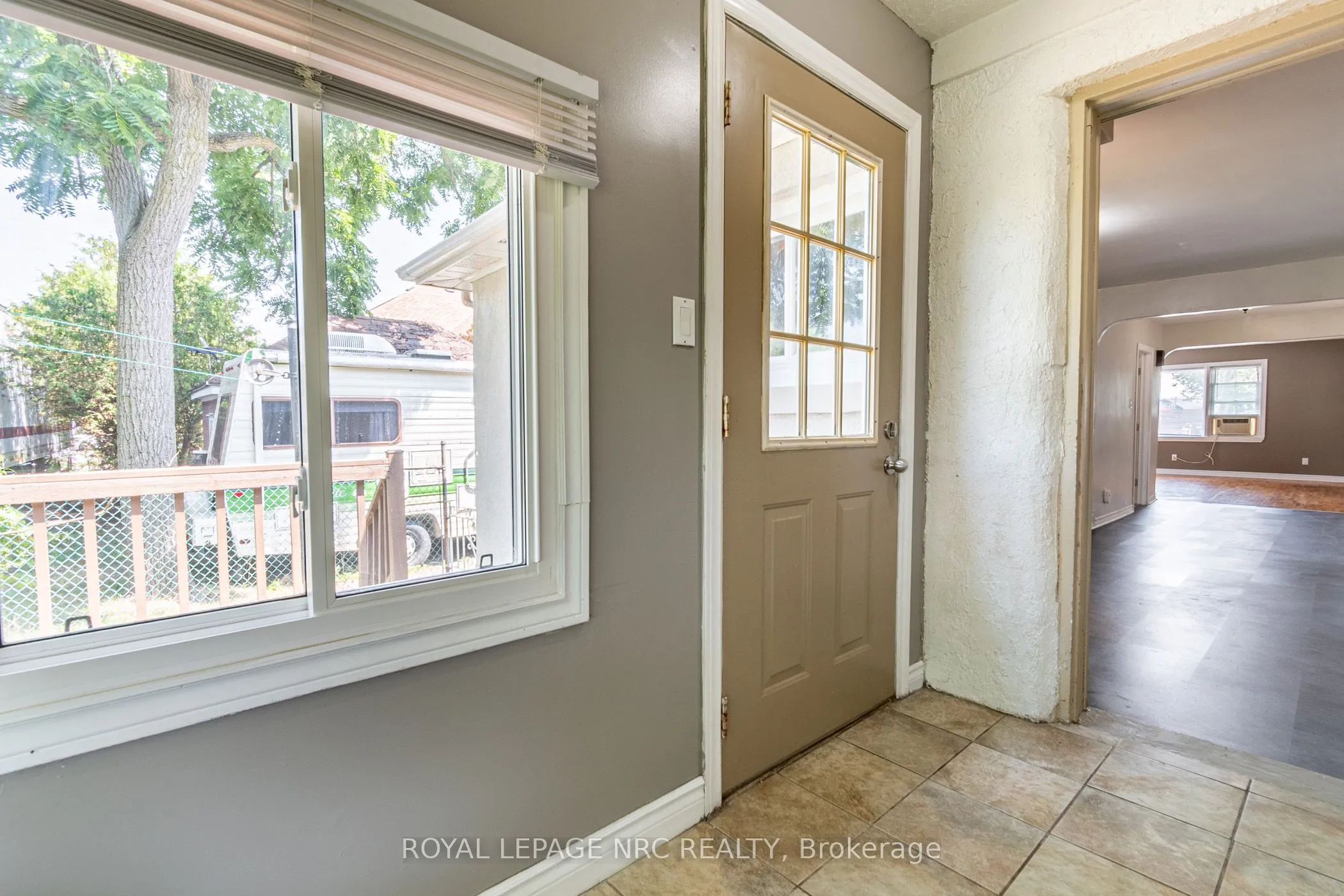 732-734 Steele Street, ON L3K 4Z2