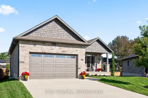 127 DOUG'S Crescent, ON N0G 2L4