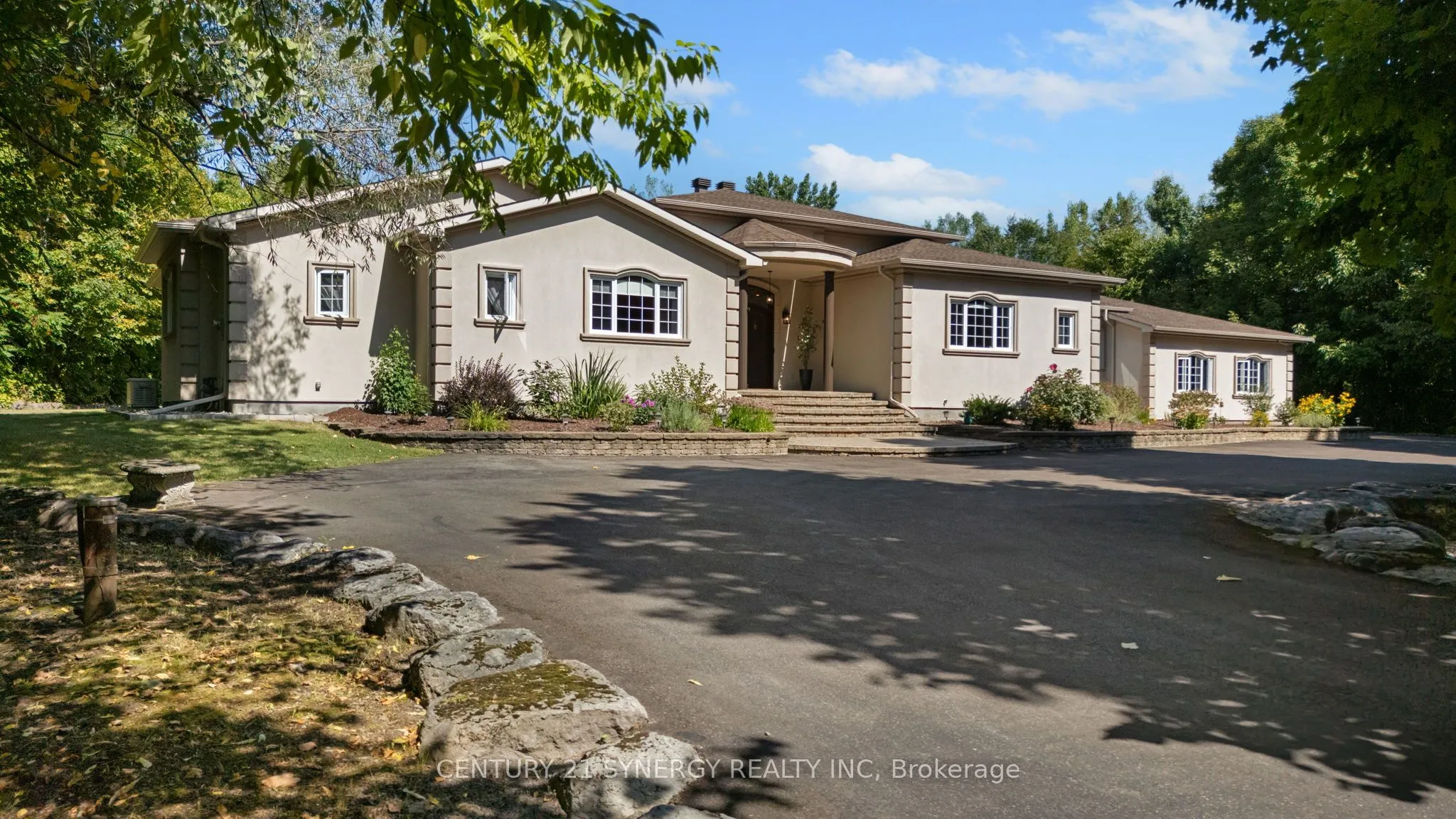 1281 Georges Vanier Drive, ON K4C 1R6