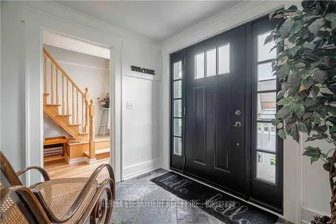 99 Argyle Street, ON N3W 1B8