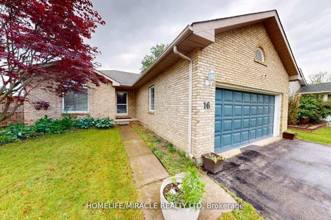 16 Goodwillie Drive, ON L3C 7C4