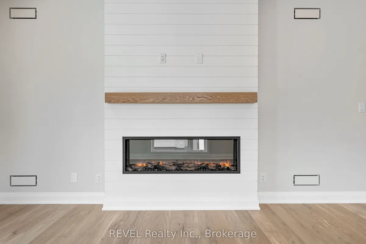 1 Elvira Way, ON L2V 0M7