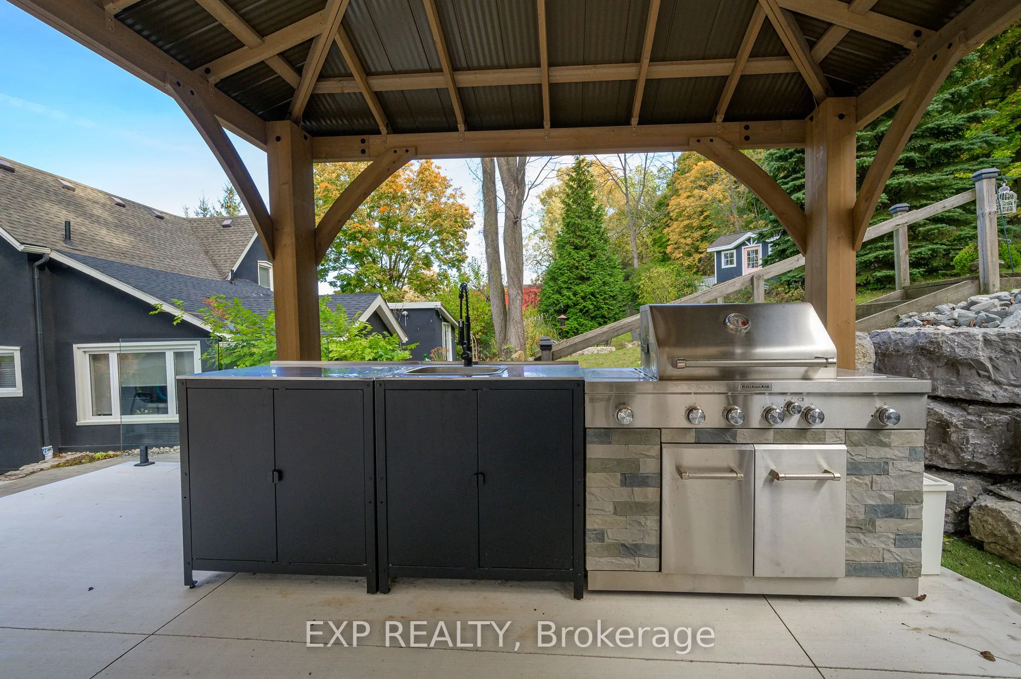 237 MAIN Street, ON L3M 1S1