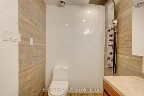 237 MAIN Street, ON L3M 1S1