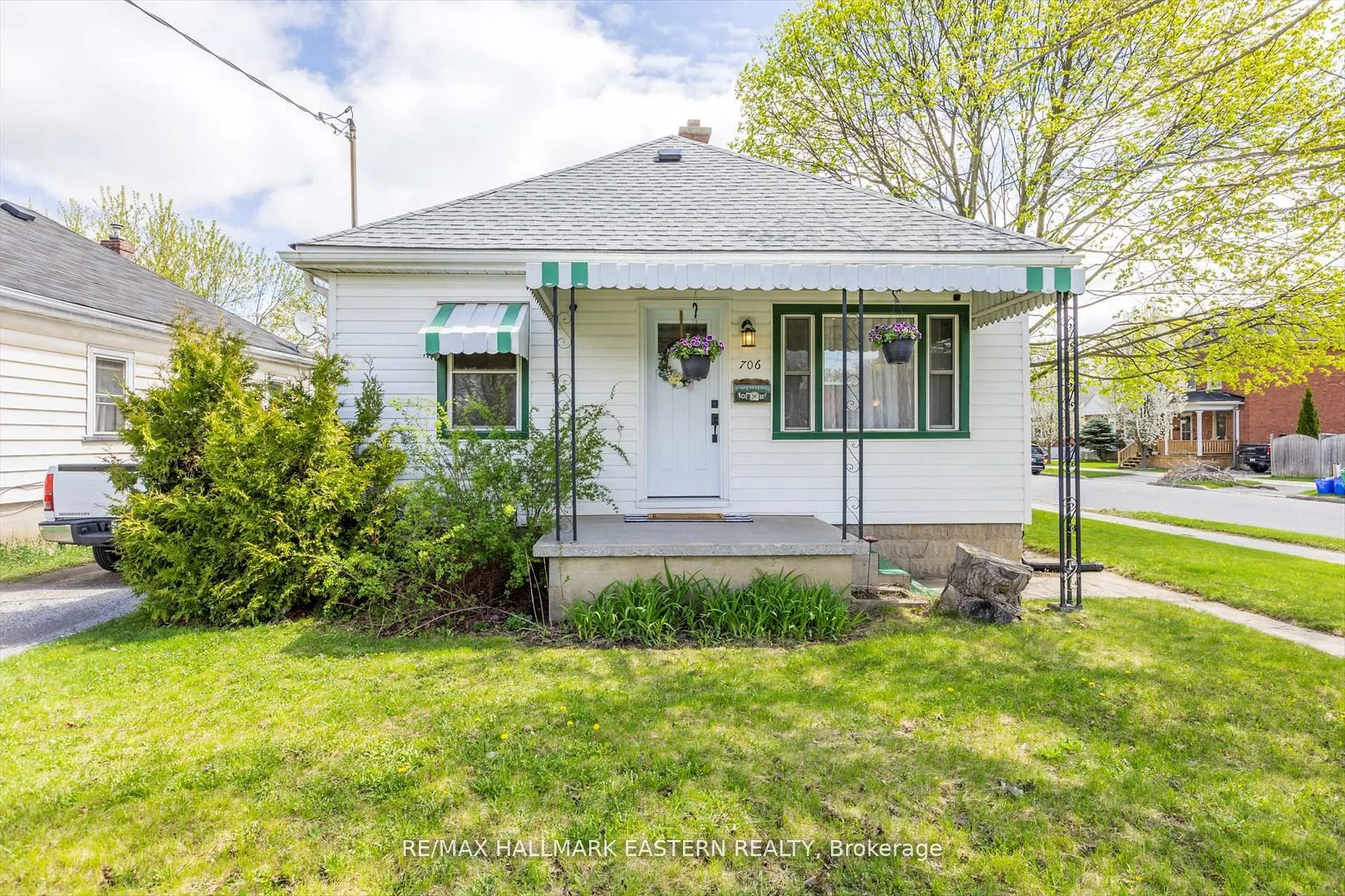 706 Monaghan Road, ON K9J 5J8