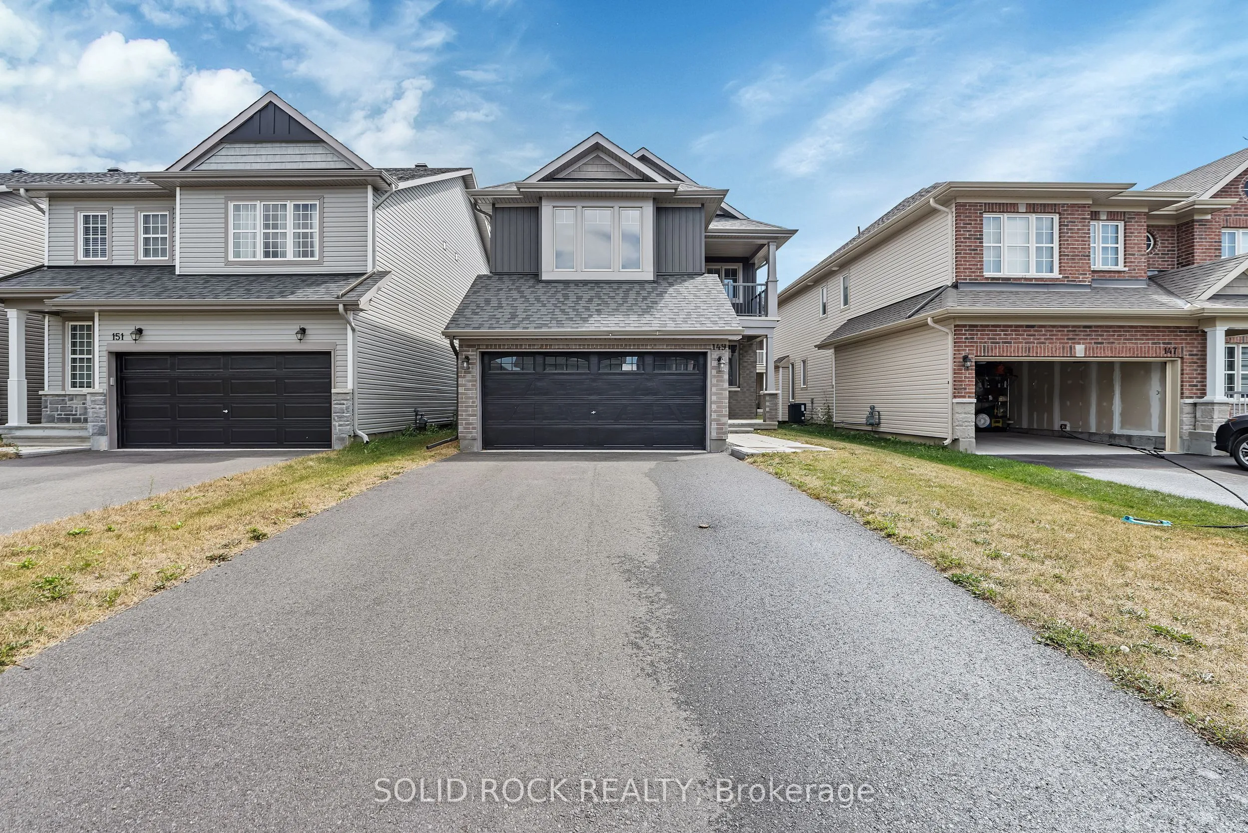 149 Minikan Street, ON K1X 0E5