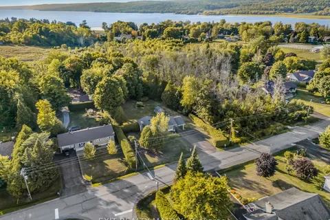 112 Eliza Street, ON K0B 1K0