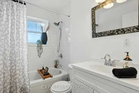 1419 Second Street, ON K6J 1J4