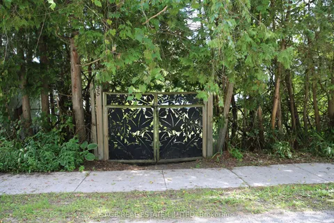 35 North Water Street, ON K0M 1K0