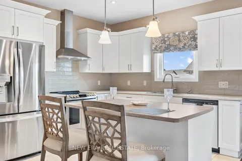 17 Dorchester Drive, ON K0K 3L0