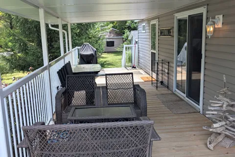 13 Southline Avenue, ON N0G 0E1