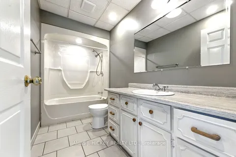 37335 Highway 17 Highway, ON K0J 2H0