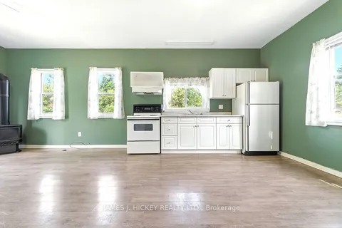 37335 Highway 17 Highway, ON K0J 2H0