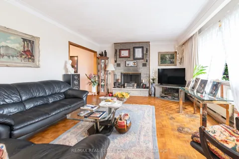 5183 First Line, ON L7J 2L9