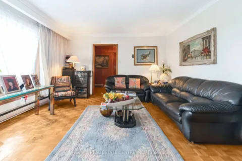 5183 First Line, ON L7J 2L9