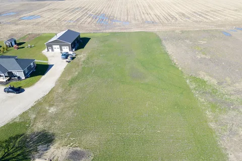 418 Hayes Lake Avenue, ON N0G 2B0