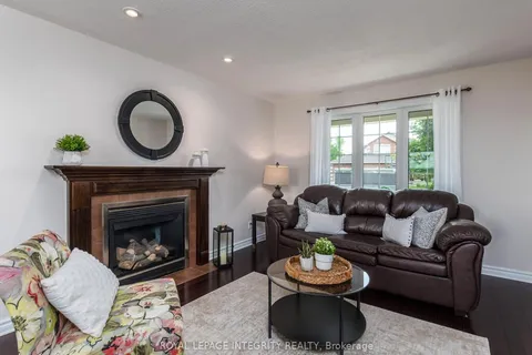 111 Comba Drive, ON K7C 4V2